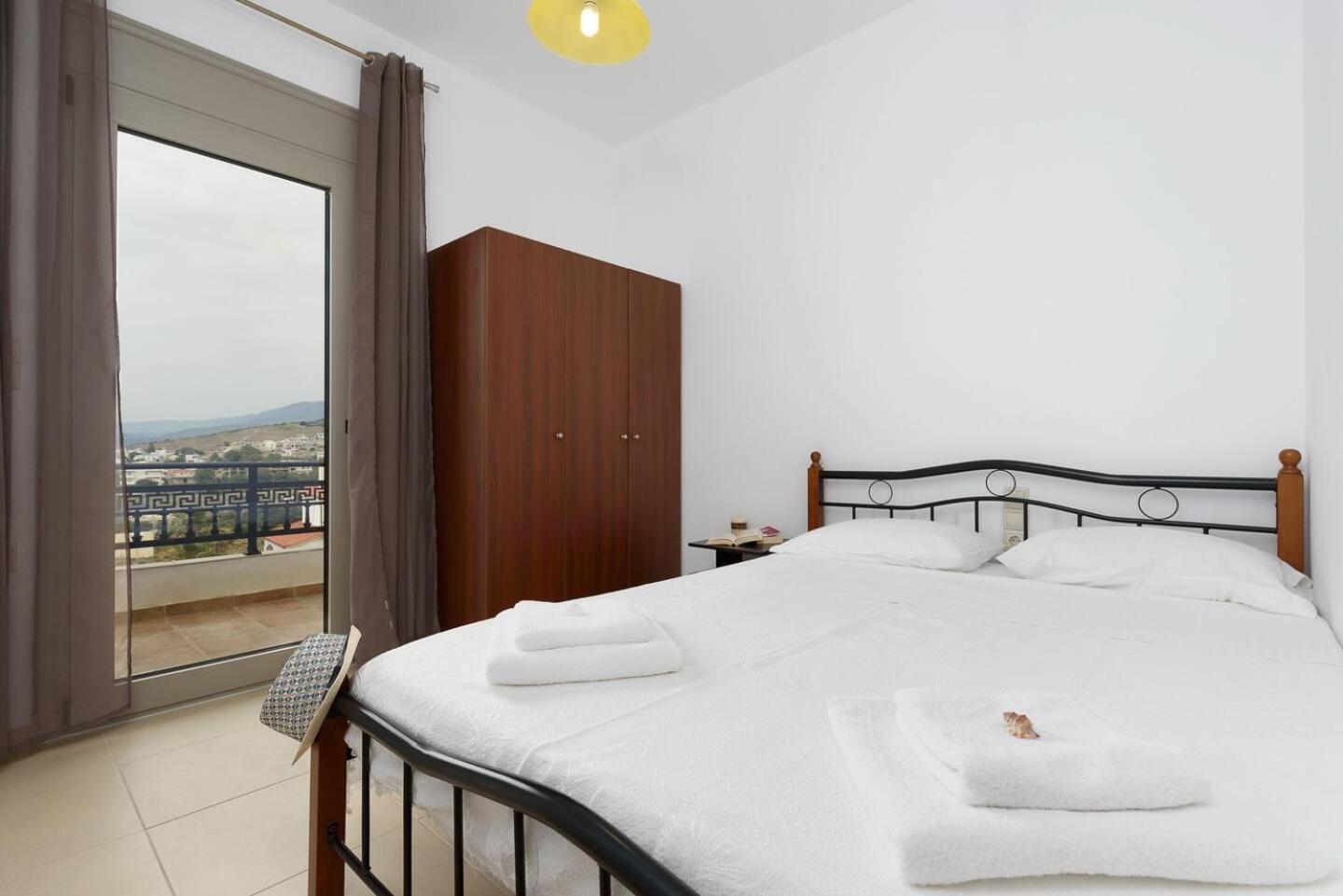 Sofia Apartment, With Sea & Mountain View Apartment *